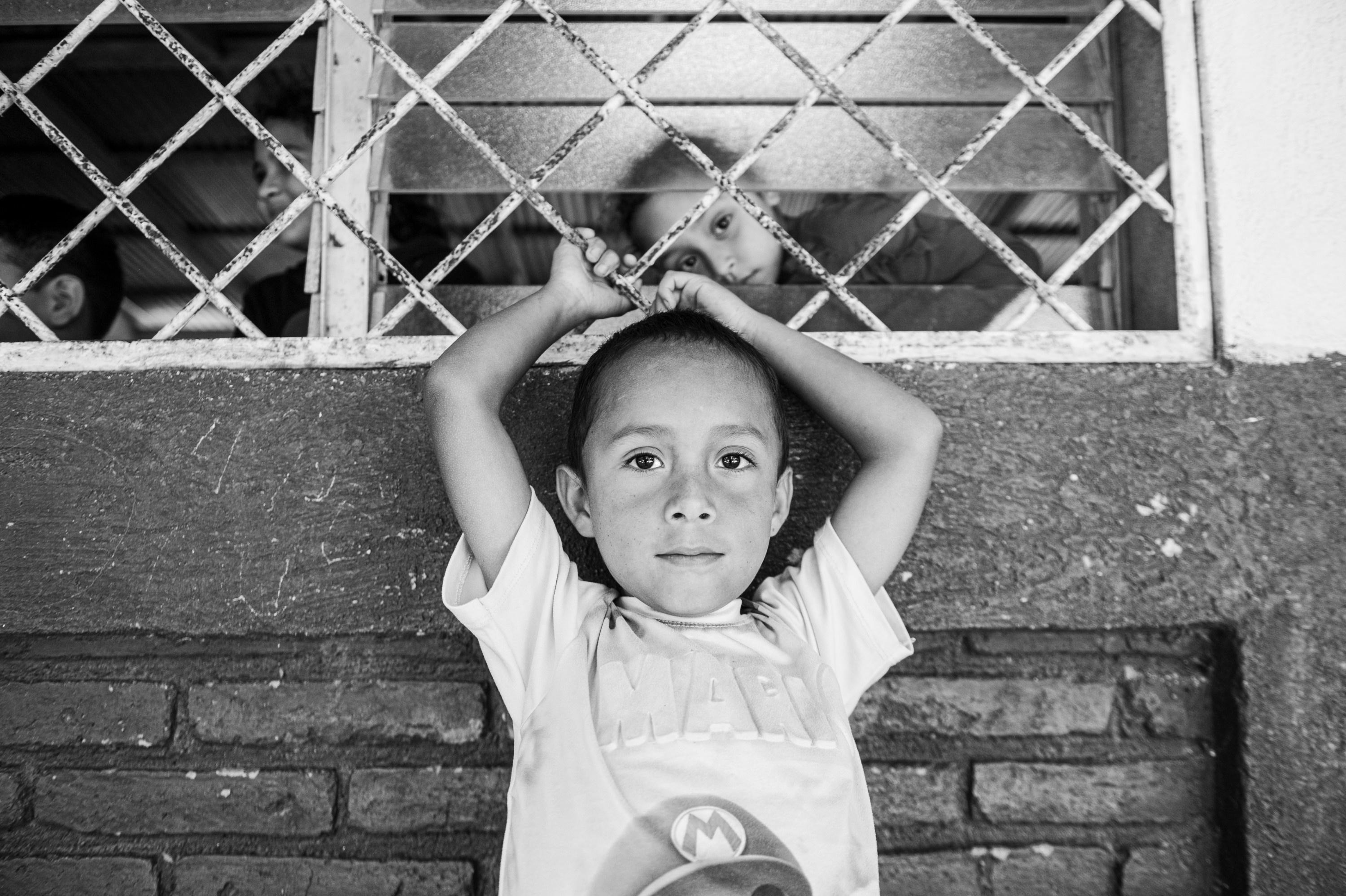 carousel-hero-element image-0